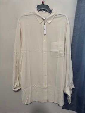 Banana Republic Cream Long-Sleeve Button-Up Shirt